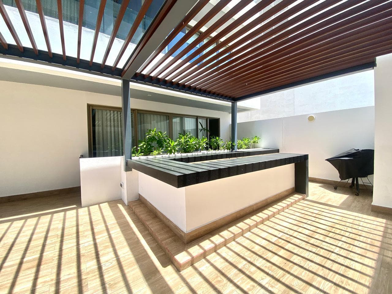Apartment in Superblock 11