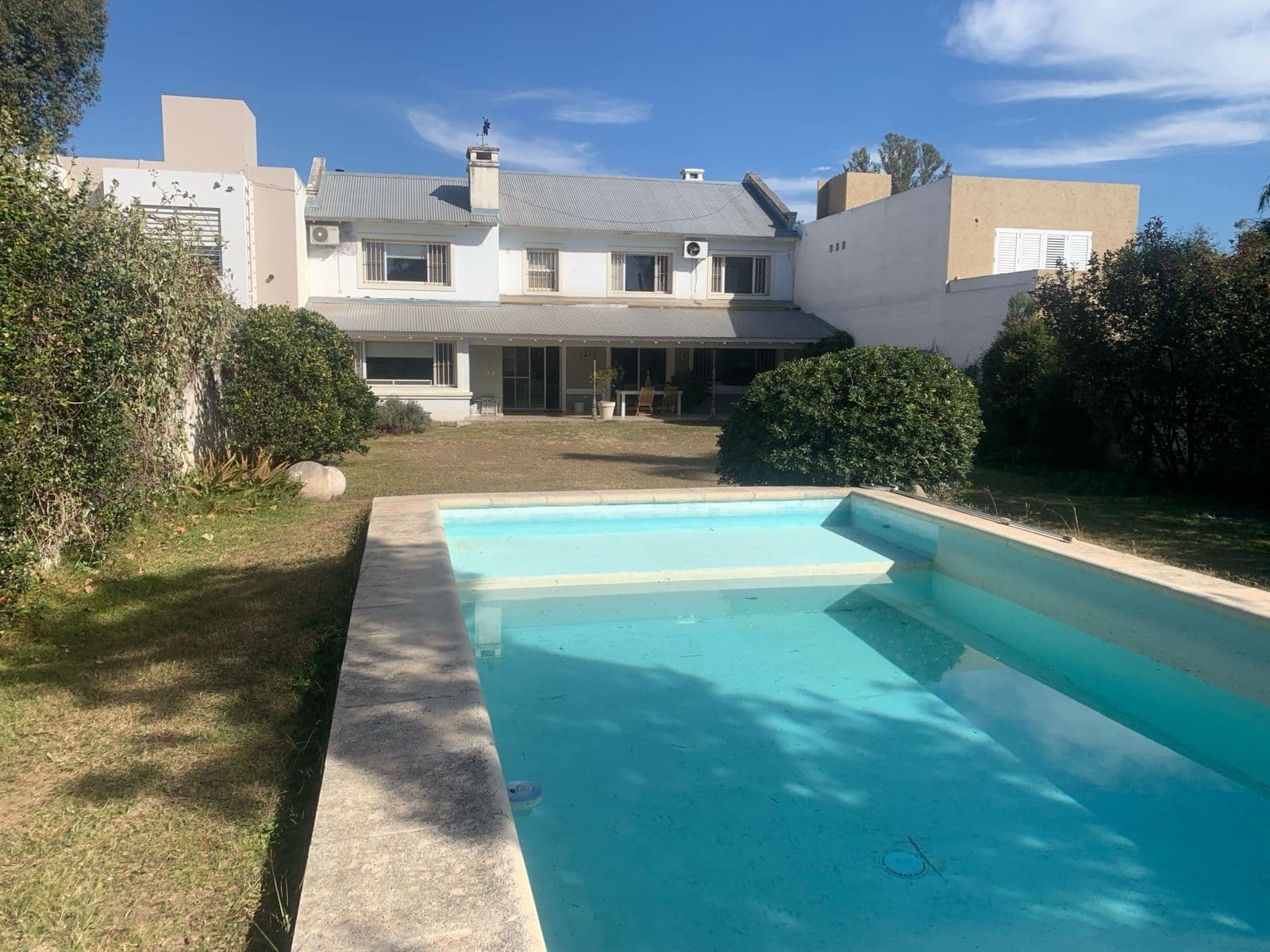 HOUSE FOR SALE IN THE VILLA BELGRANO NEIGHBORHOOD—4 BEDROOMS