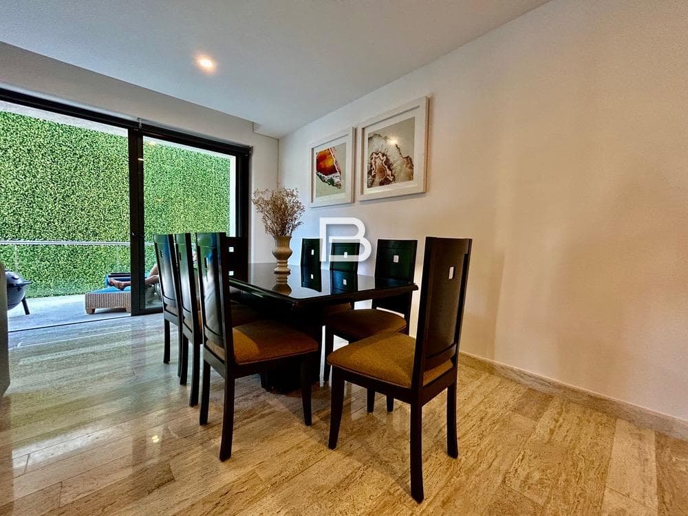 Puerto Cancun Apartment in Marina Condos for Rent