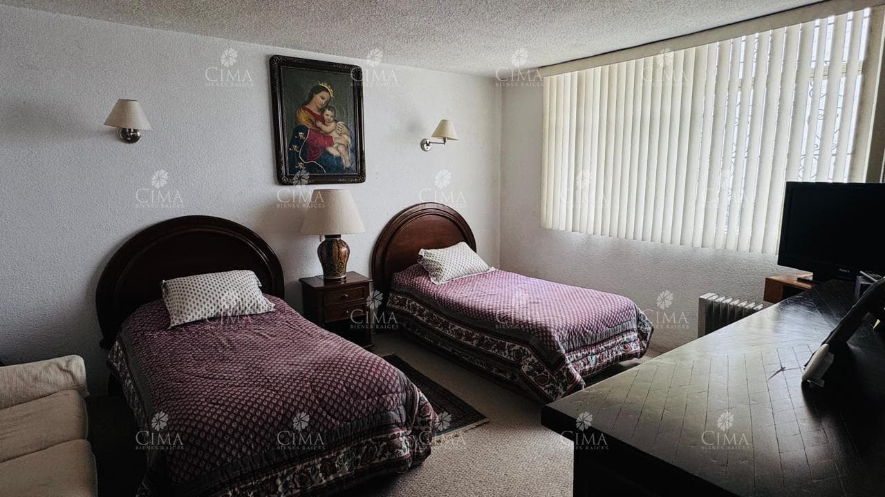 House for Sale in Real Montecasino - V397