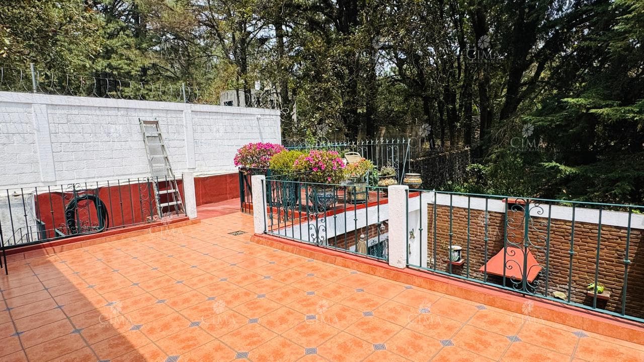 House for Sale in Real Montecasino - V397
