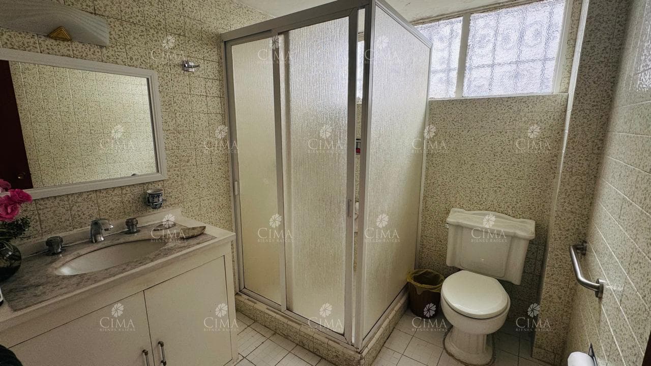 House for Sale in Real Montecasino - V397