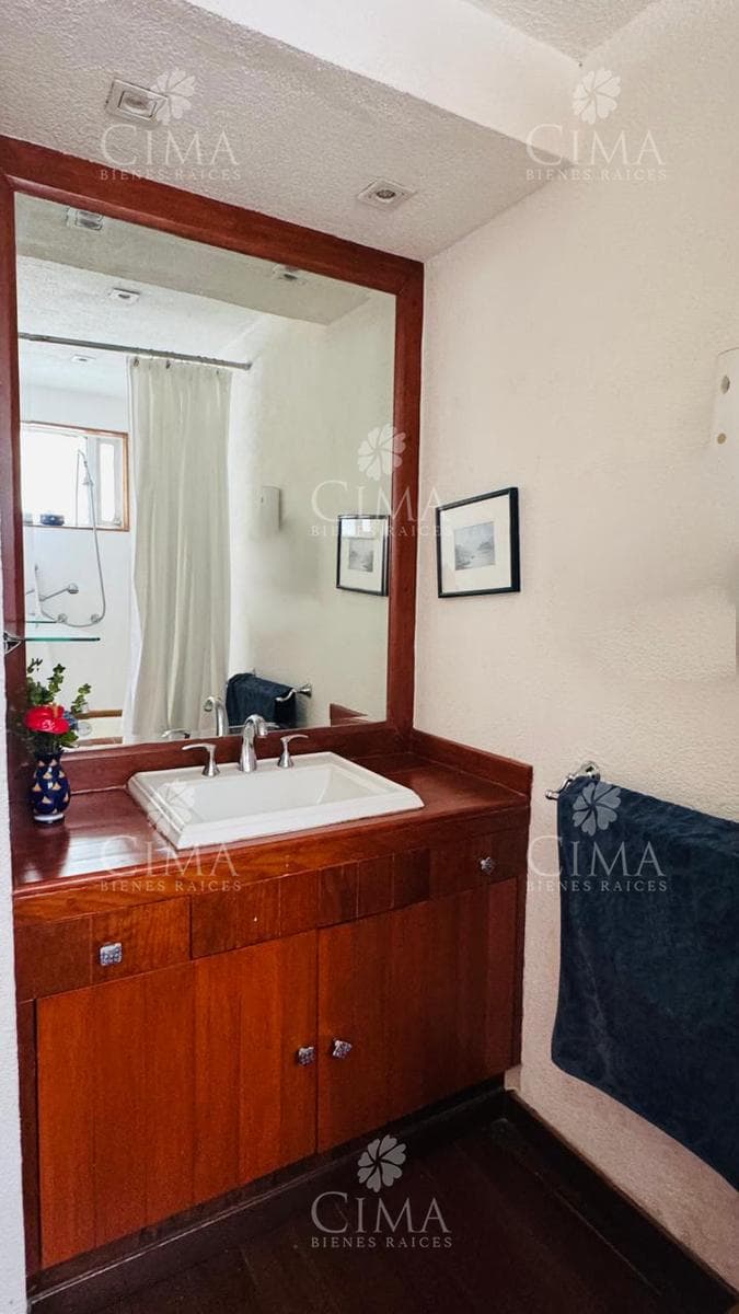 House for Sale in Real Montecasino - V397