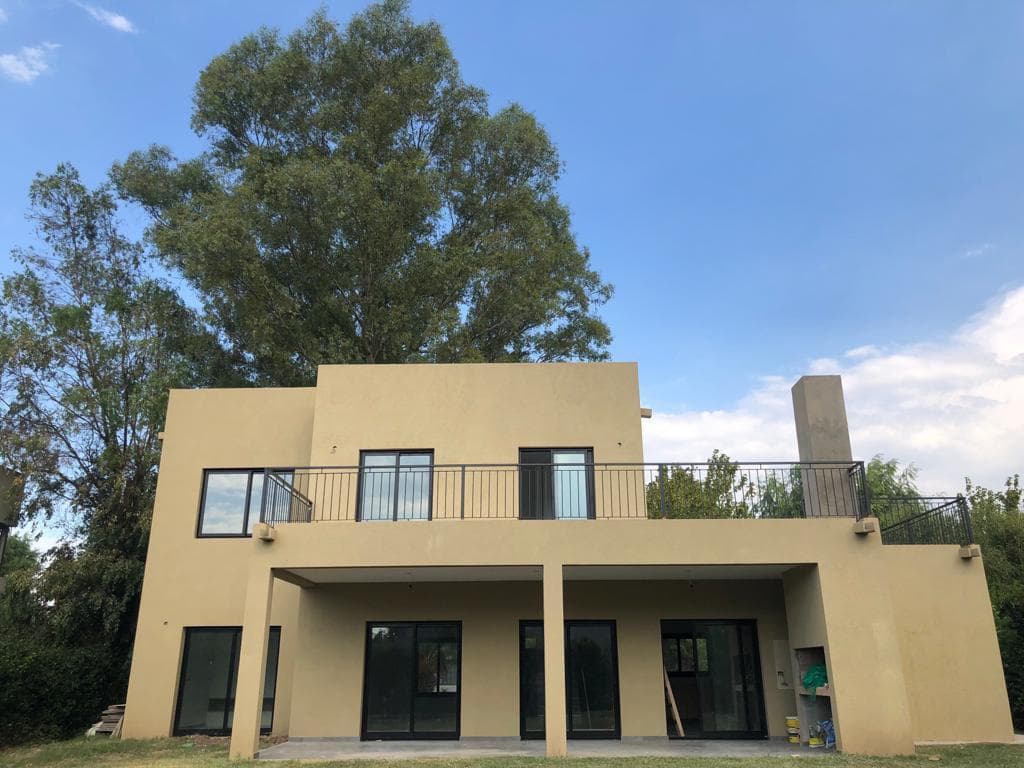 House for Sale in Haras Santa María - Los Eucaliptus