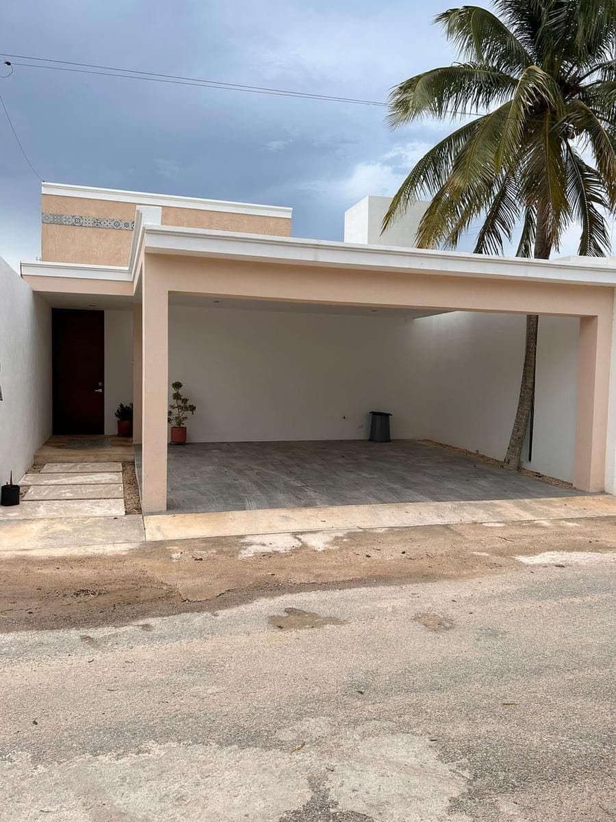 Single-Story House for Sale in Cholul, Mérida, Yucatán