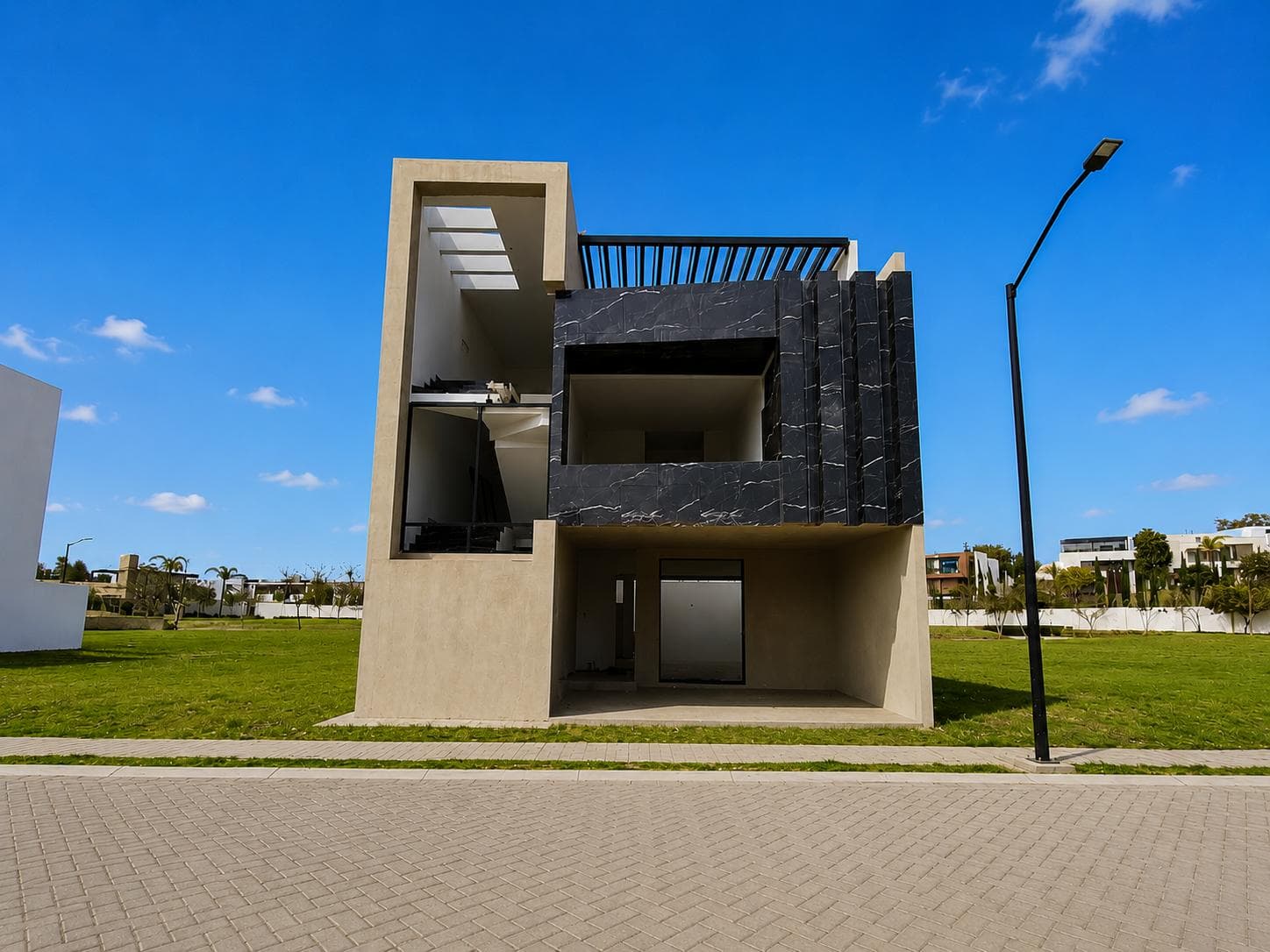 House for Sale in Parque Alvea, Lomas de Angelópolis, Puebla