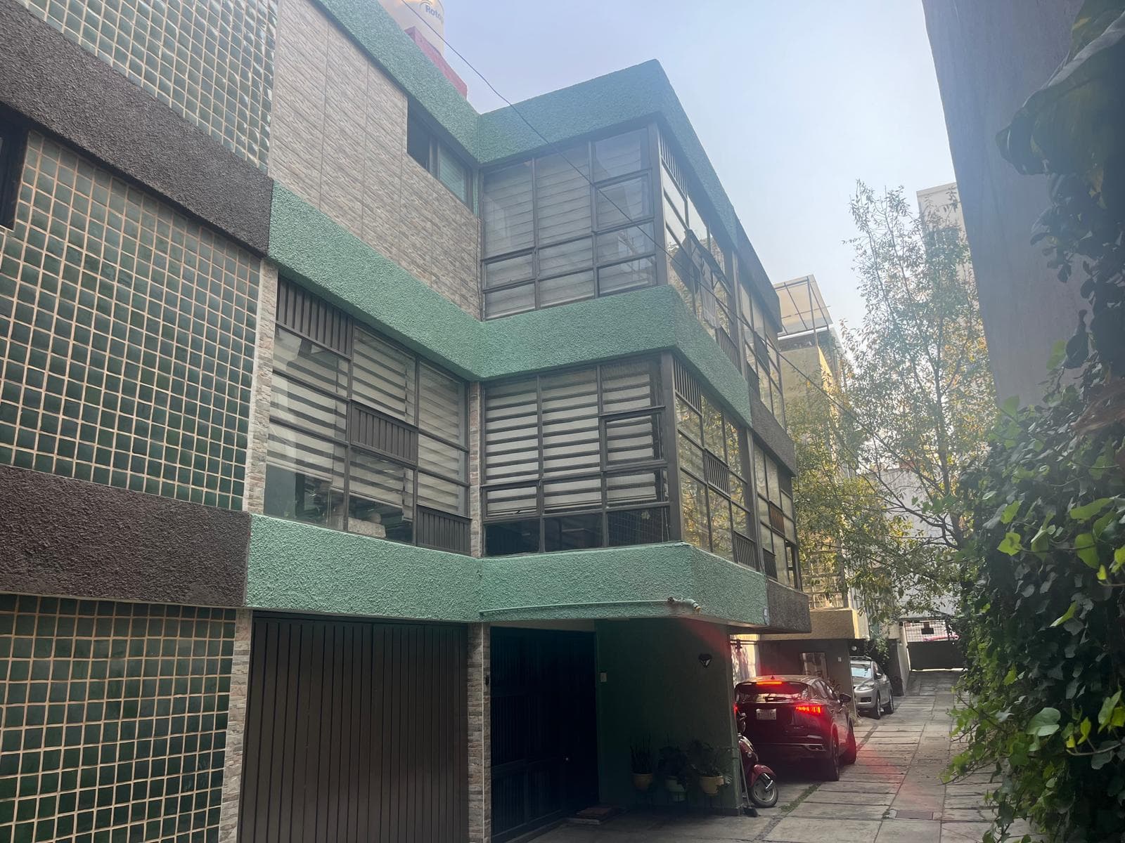 Condominium Unit for Sale in Roma Sur