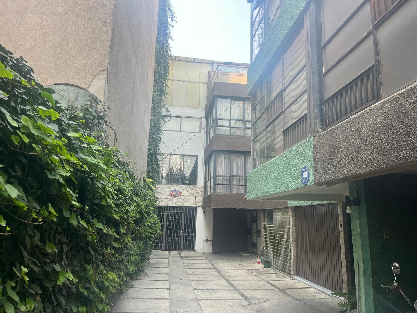 Condominium Unit for Sale in Roma Sur