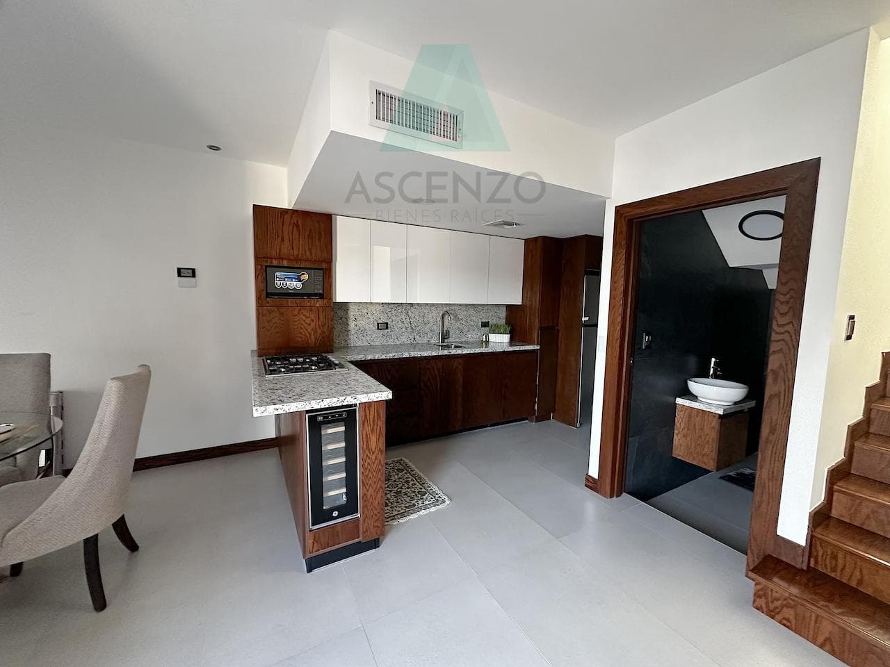 Furnished or Unfurnished Apartment Rentals in Jardines San Francisco, Vewis