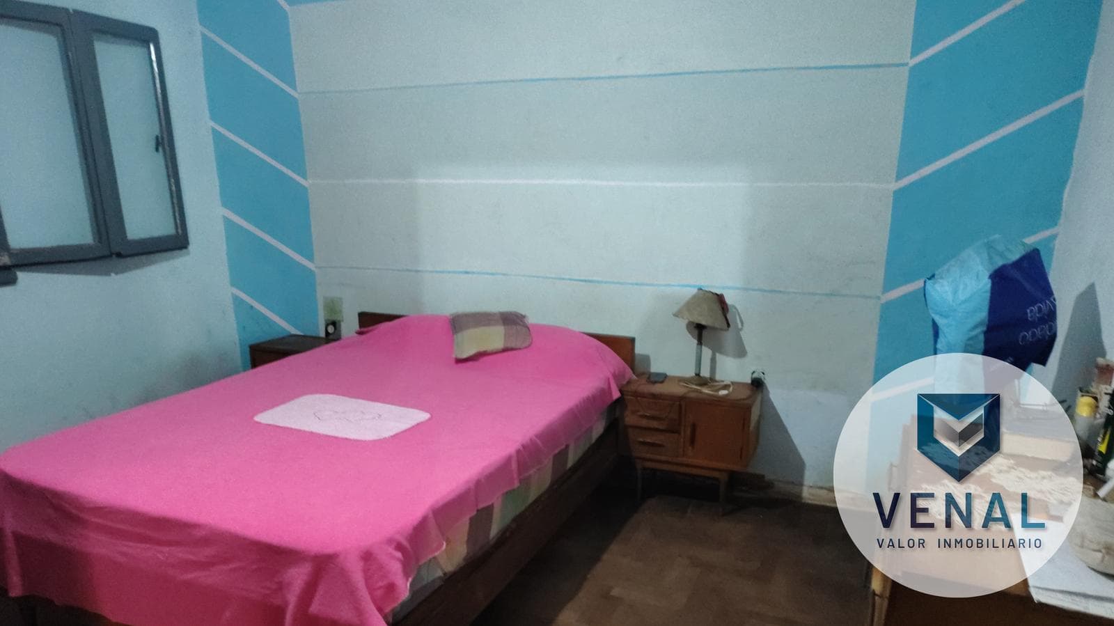 For Sale: House-style townhouse in José León Suárez—3 rooms, 2 bedrooms, gas, all on the ground floor, terrace, patio, storage room