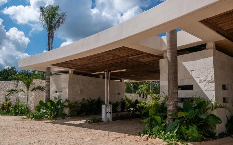 LOSANTOS RESIDENCIAL House