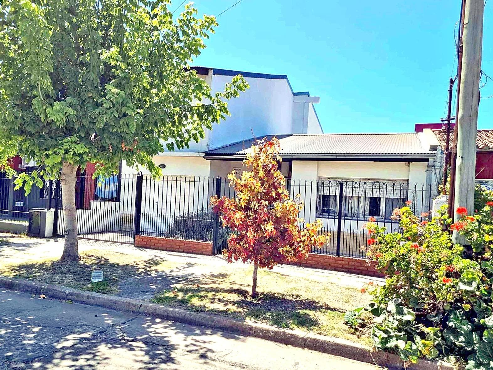 House in Luis Guillon