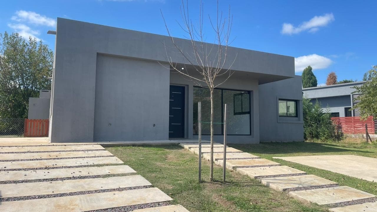 House for Sale in the San Sebastián Area 2