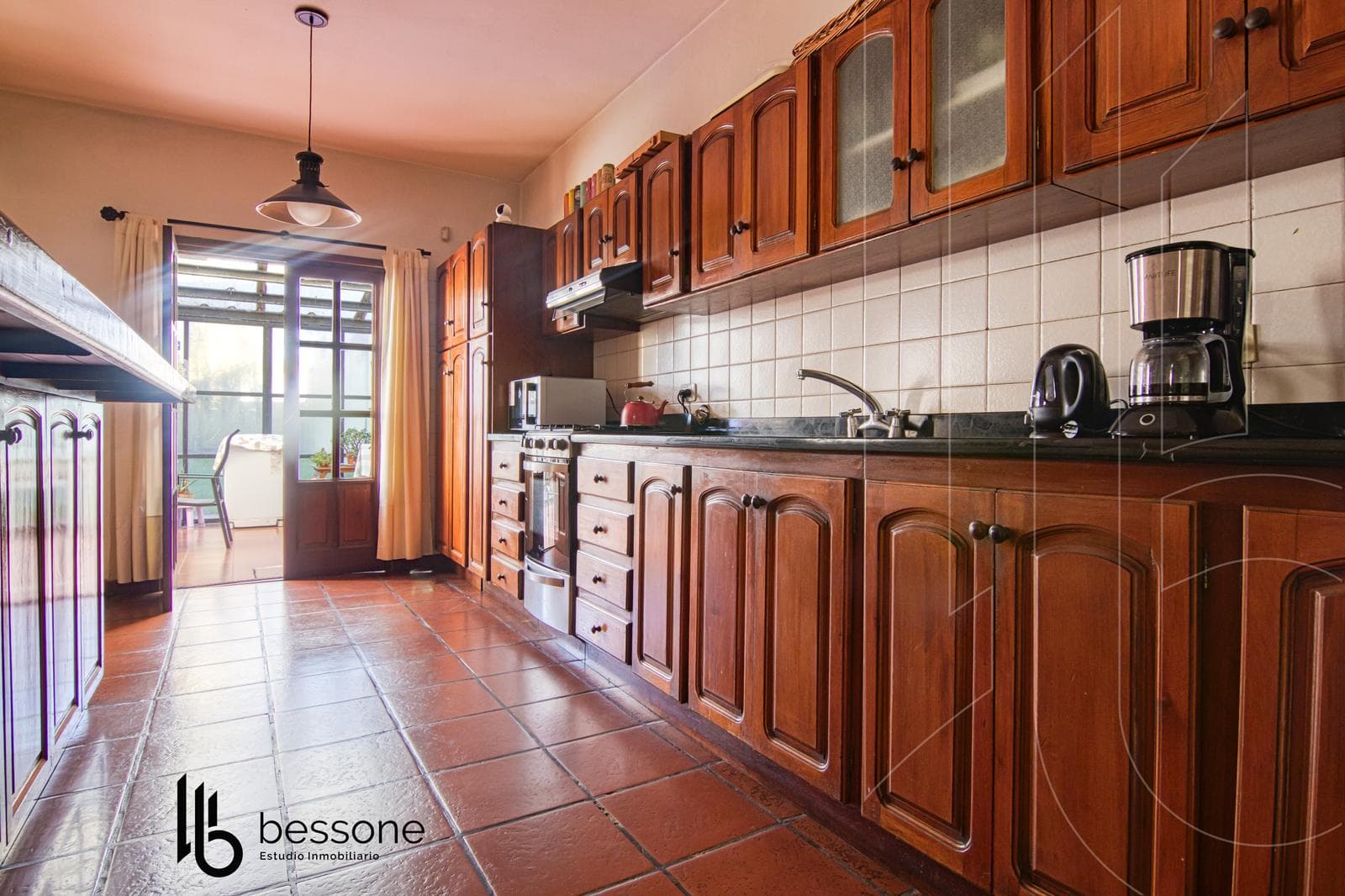 House in Villa Primera