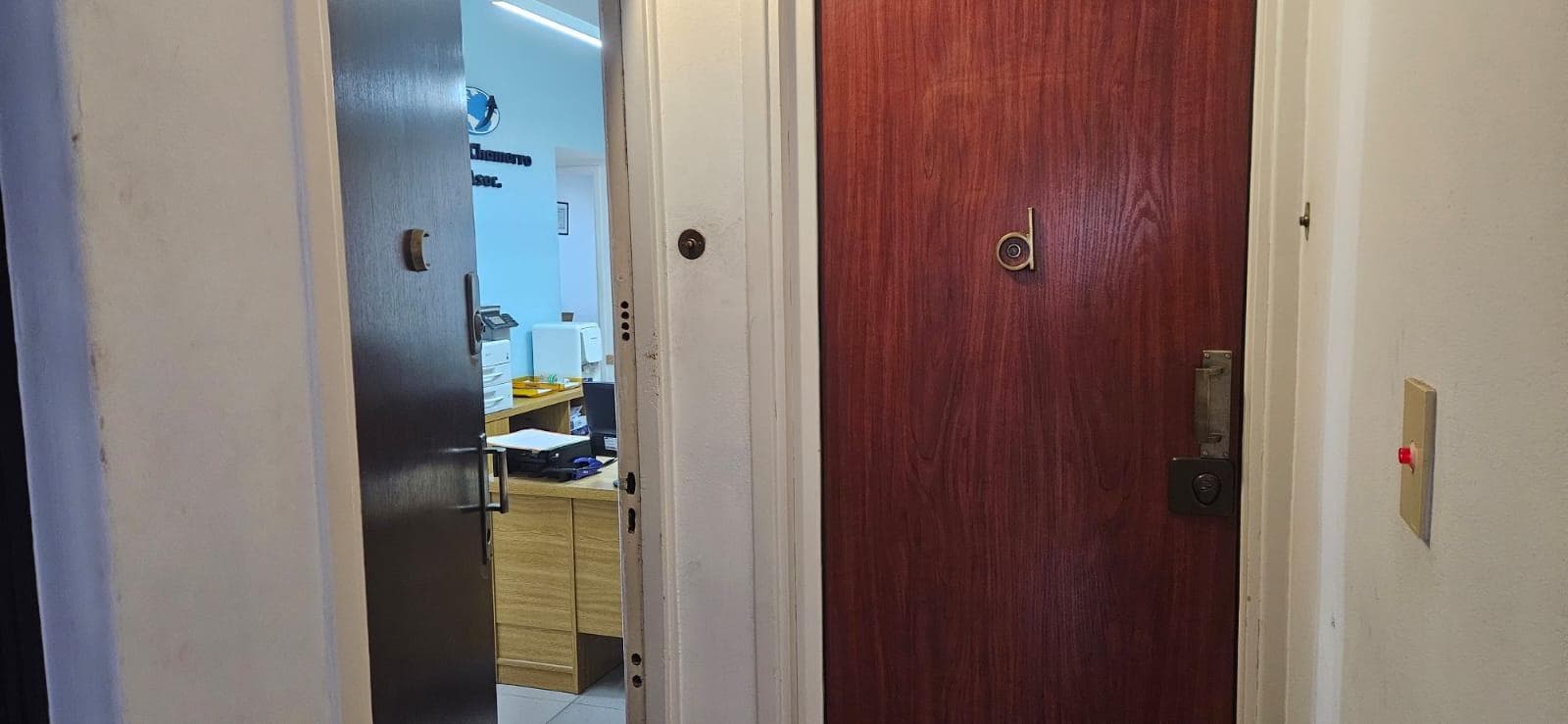 2-room apartment for sale in Monserrat