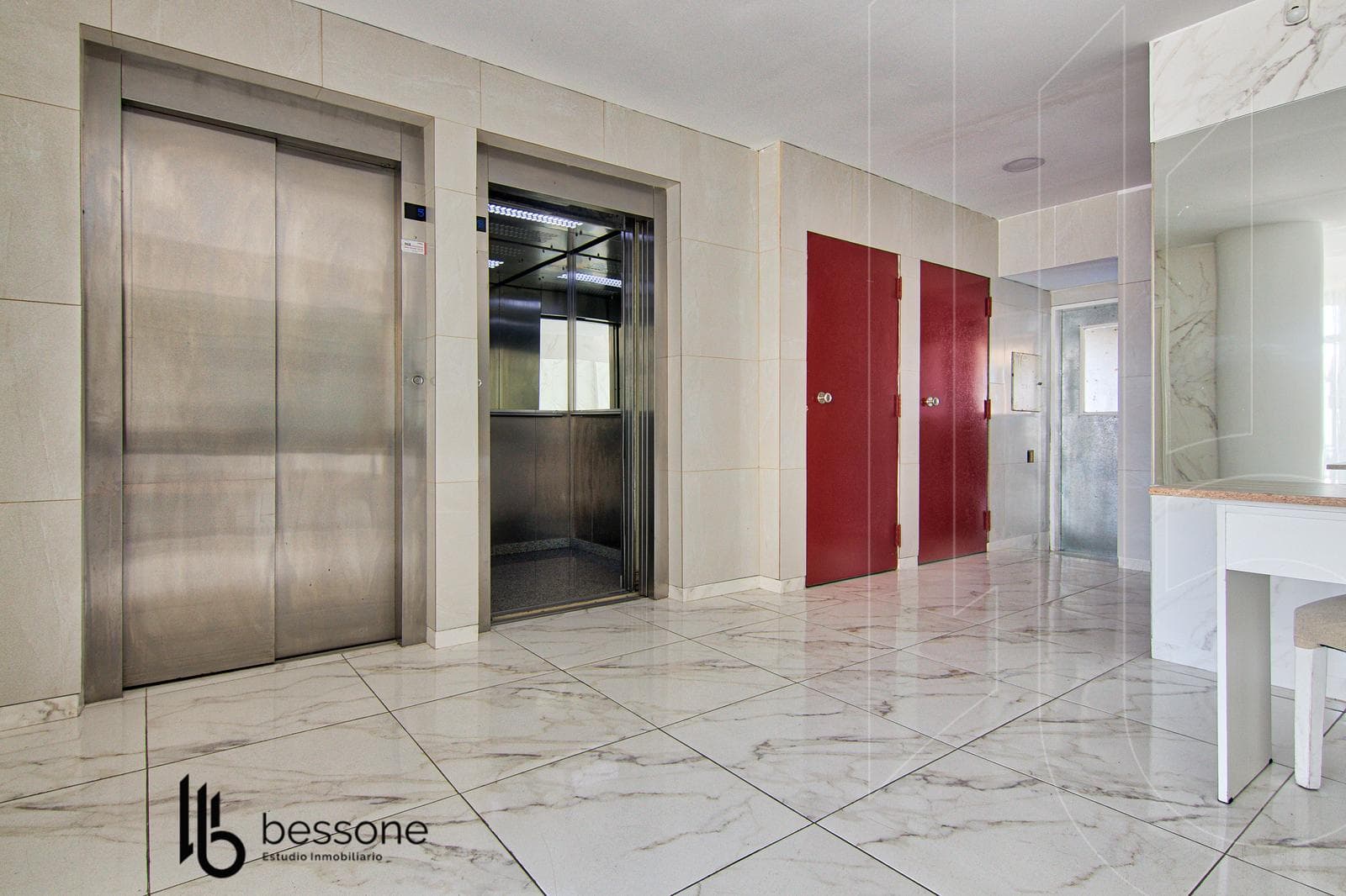 Brand-New 2-Room Apartment with Amenities and Ocean View in Parque Luro