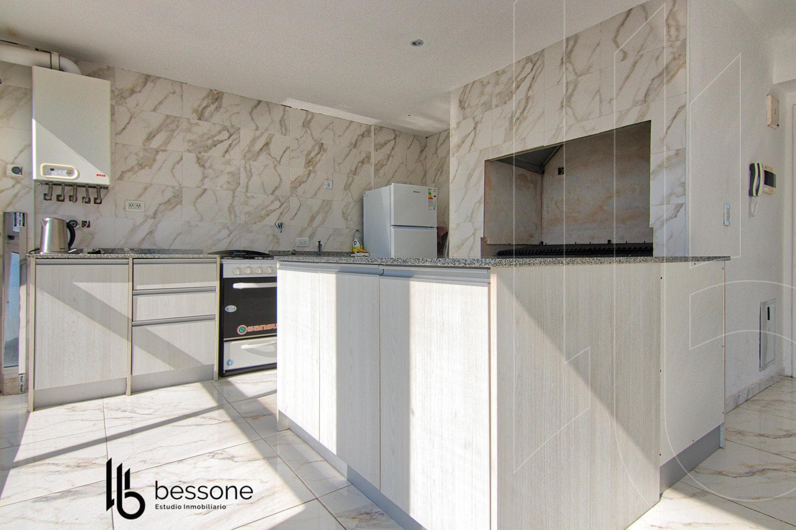 Brand-New 2-Room Apartment Amenities Ocean View Luro Park