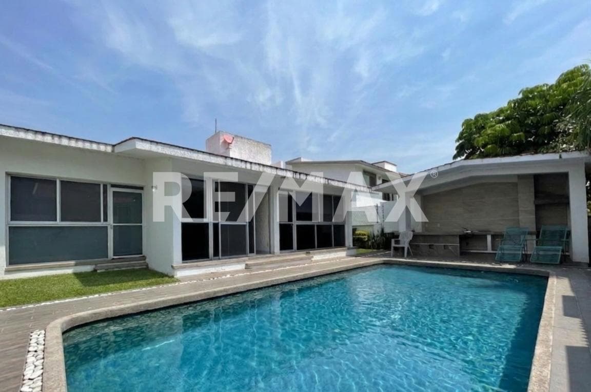 House for Sale in Morelos, Lomas de Cocoyoc