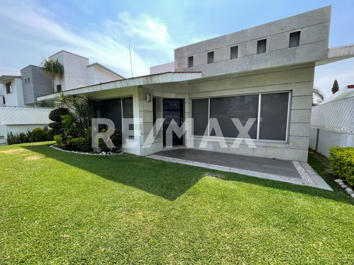 House for Sale in Morelos, Lomas de Cocoyoc