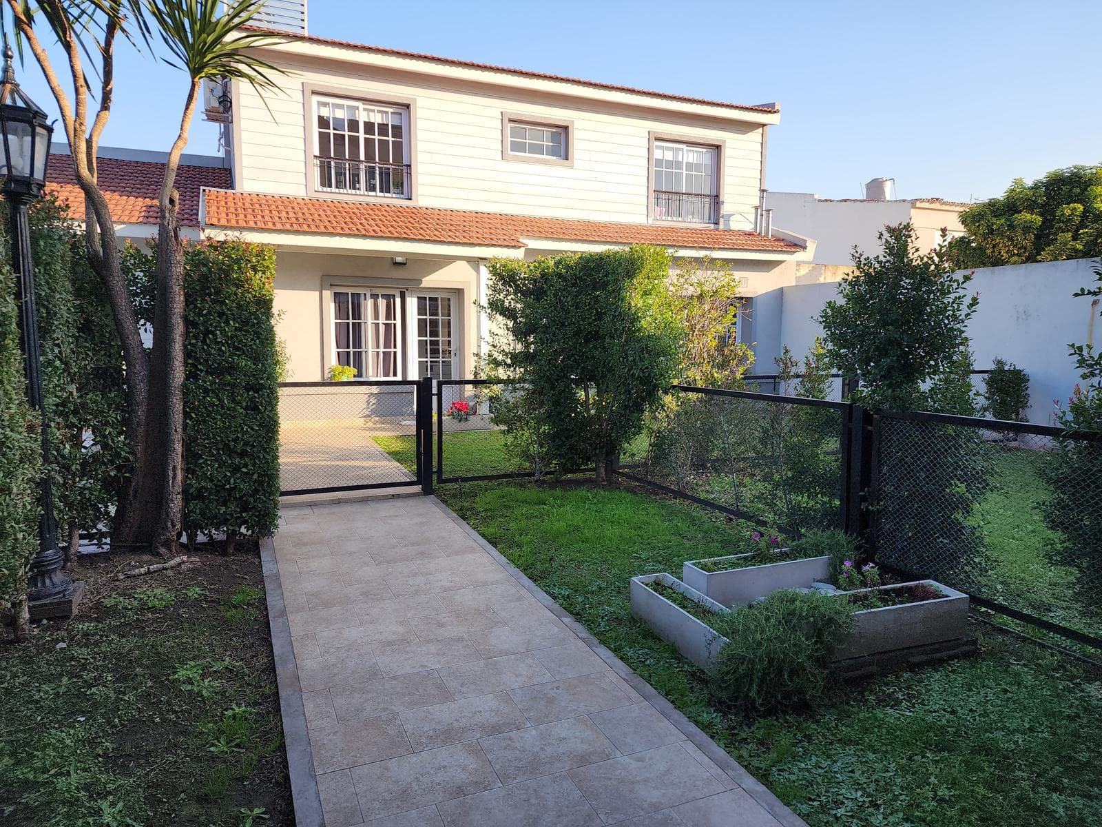 3-Bedroom PH in Venata, Turdera