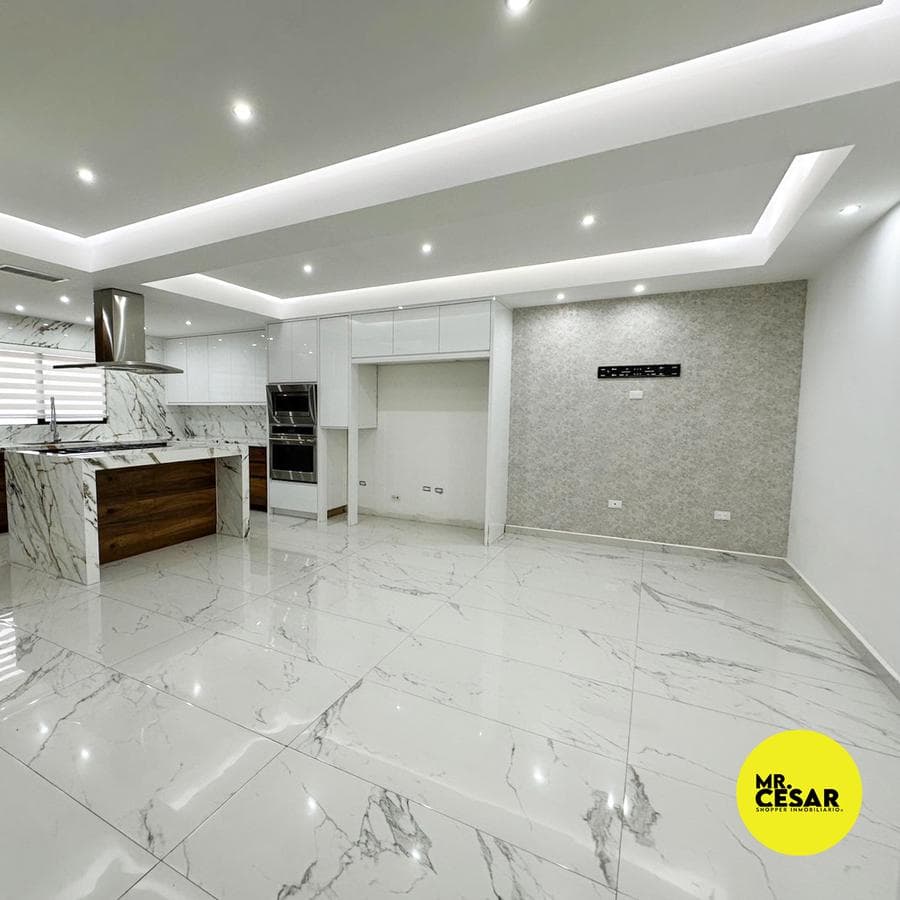 House for Sale in Santa Lucia