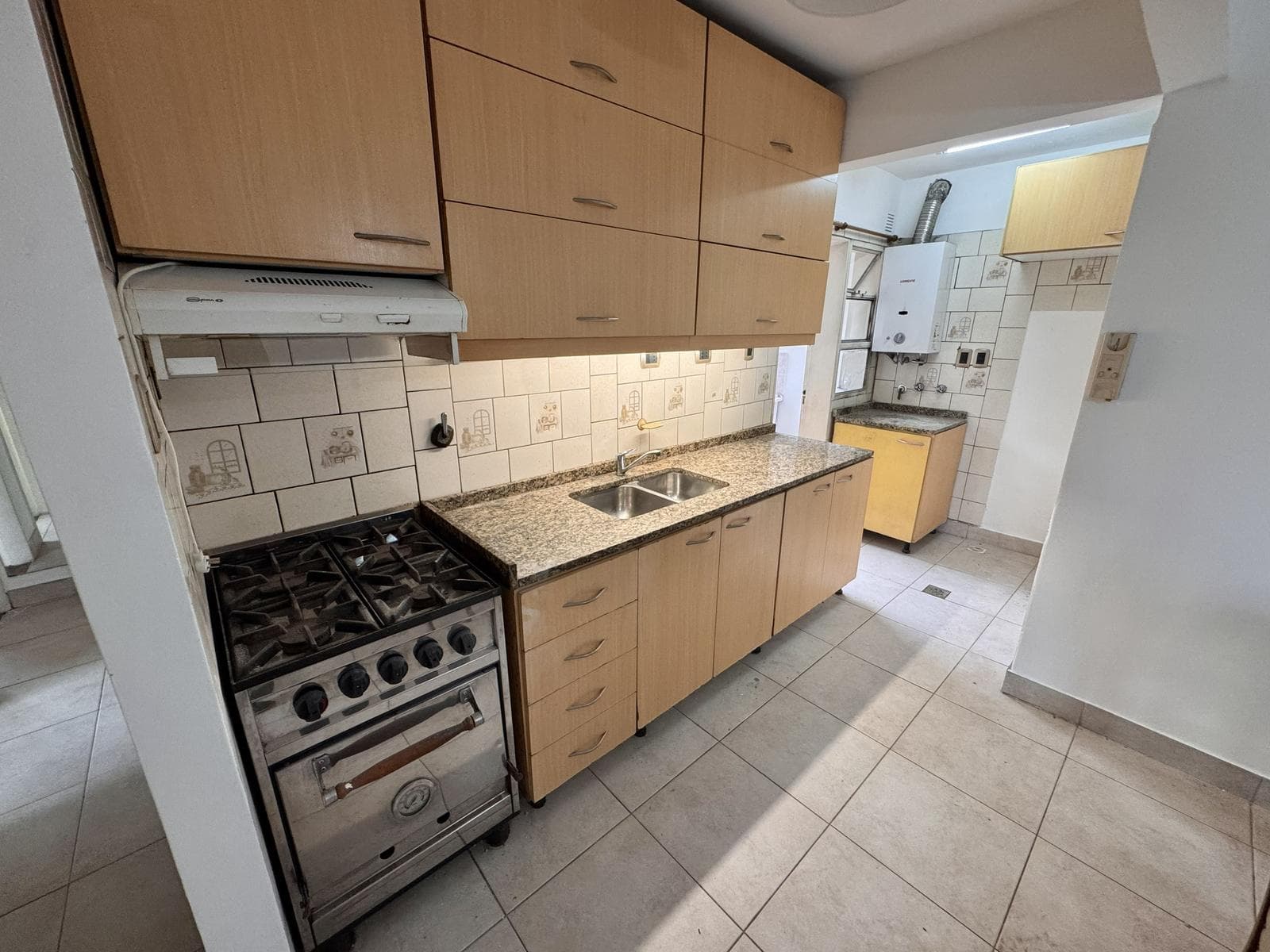 3-bedroom apartment with parking in República de la Sexta