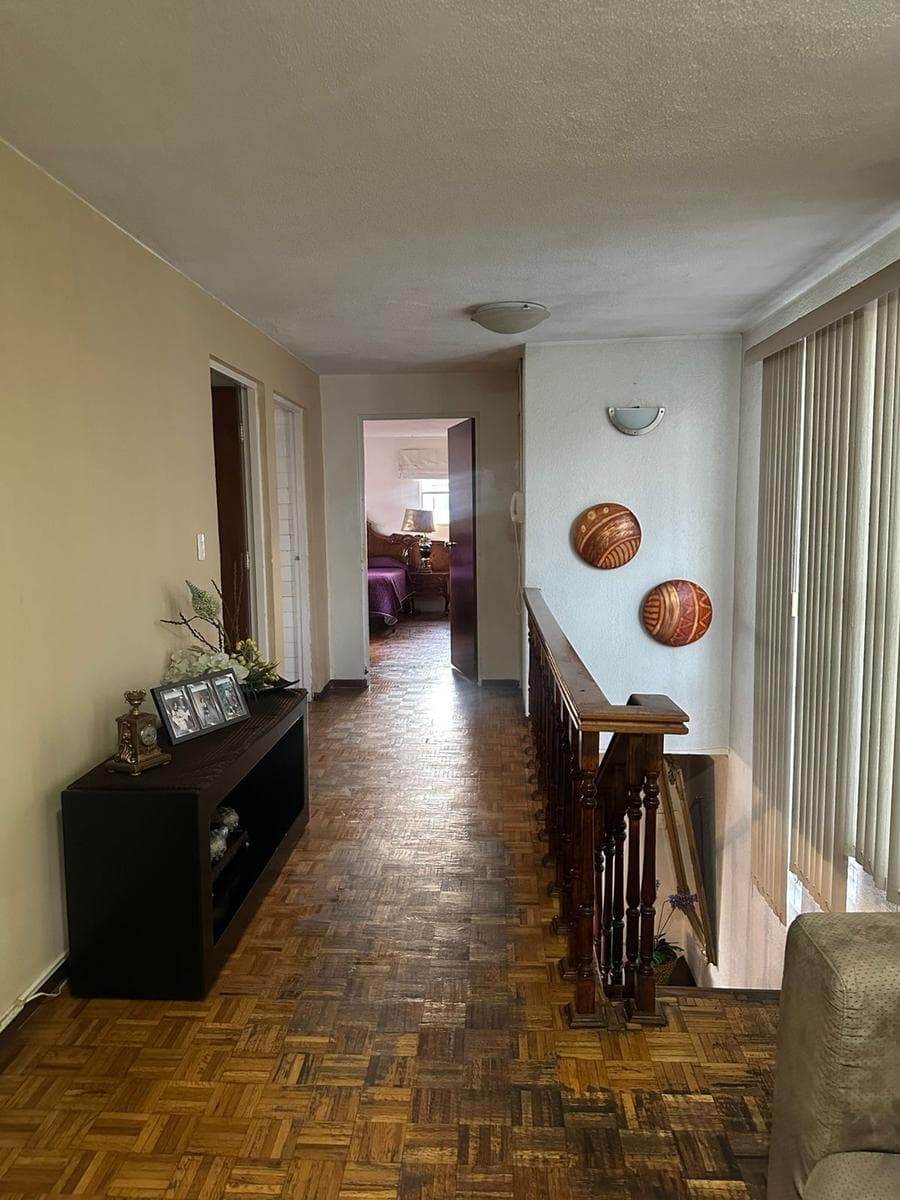 Casa en la Arbide con amplios espacios, ideal para notaria, Oficinas, escuela