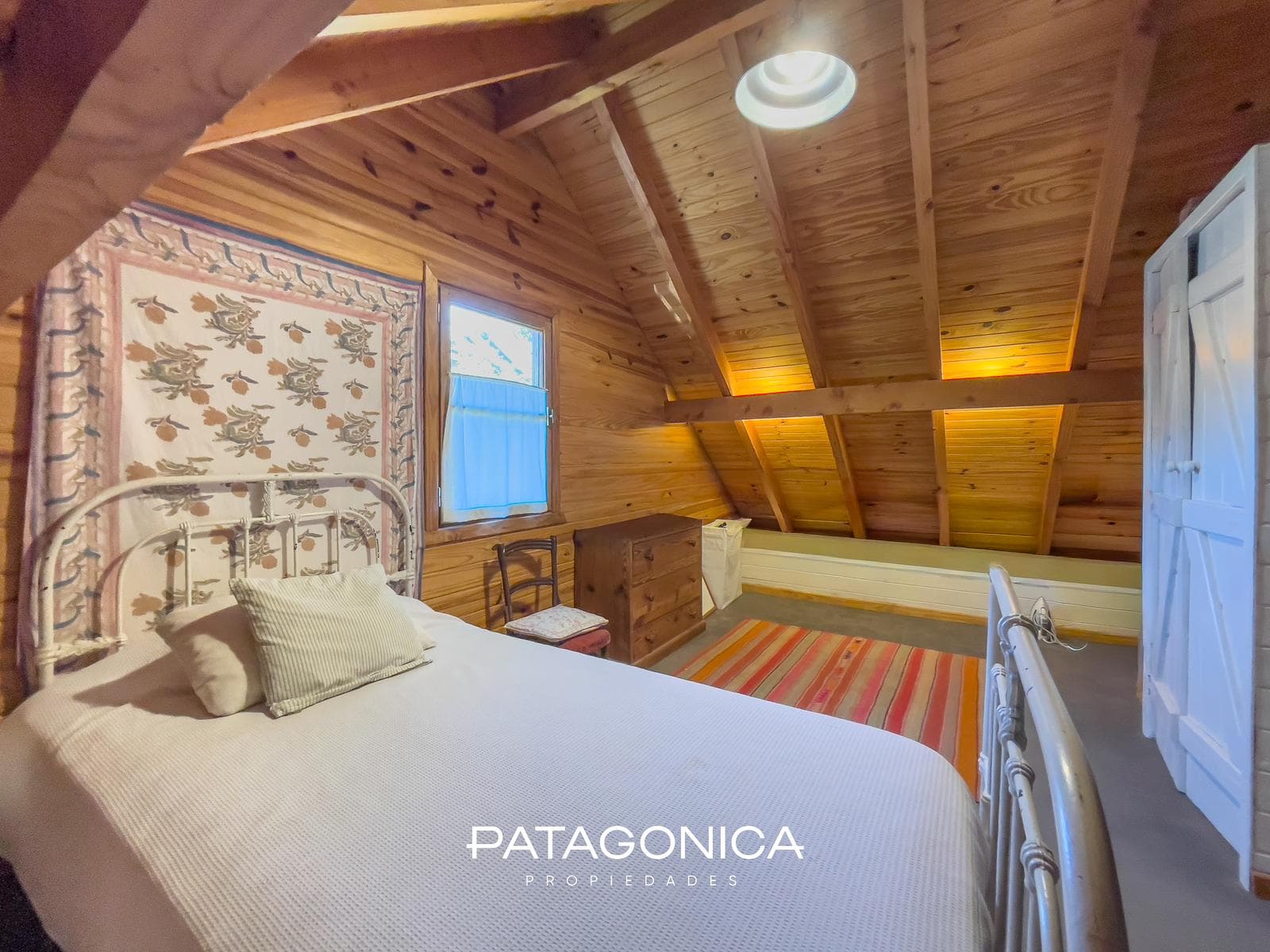 HOUSE FOR SALE: 124 m², 3 BEDROOMS, FULLY FURNISHED, DOWNTOWN, VILLA LA ANGOSTURA
