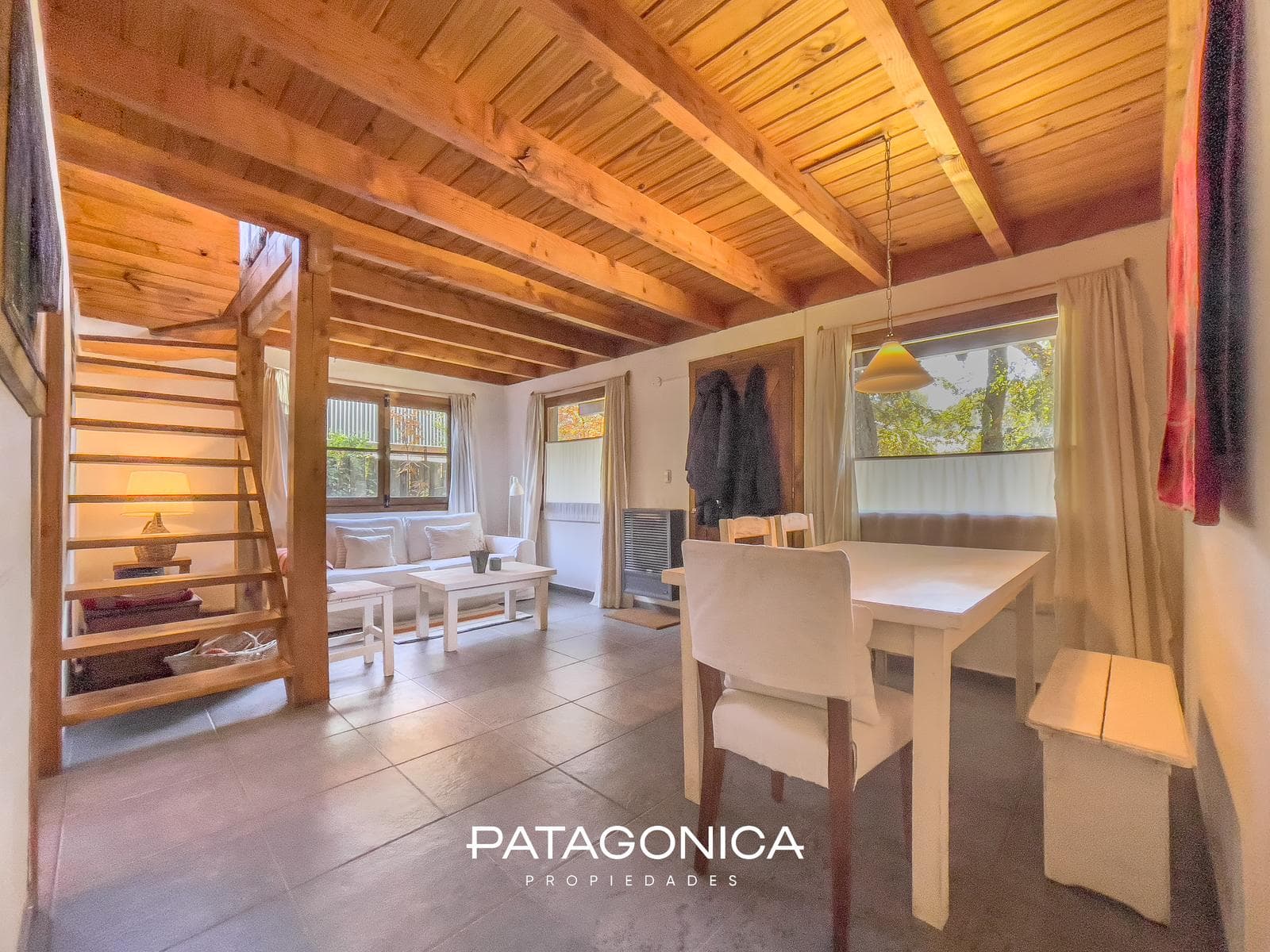 HOUSE FOR SALE: 124 m², 3 BEDROOMS, FULLY FURNISHED, DOWNTOWN, VILLA LA ANGOSTURA