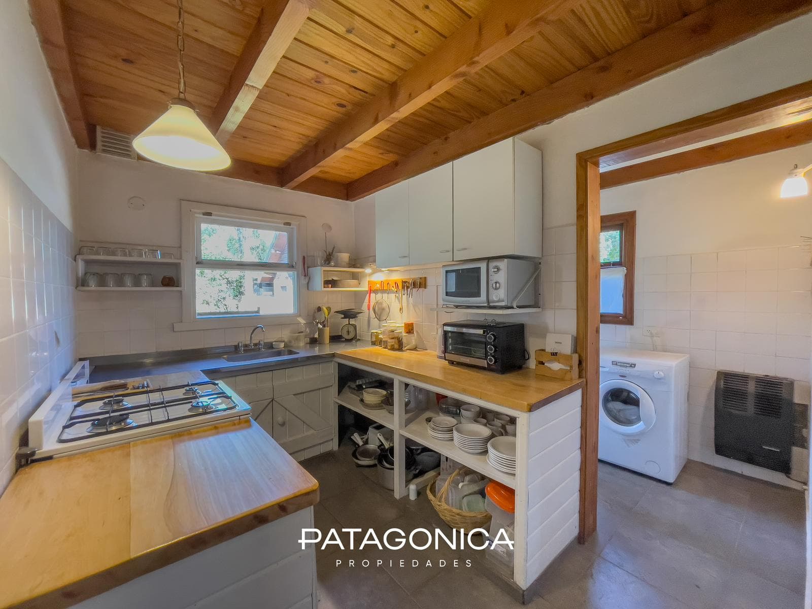HOUSE FOR SALE: 124 m², 3 BEDROOMS, FULLY FURNISHED, DOWNTOWN, VILLA LA ANGOSTURA