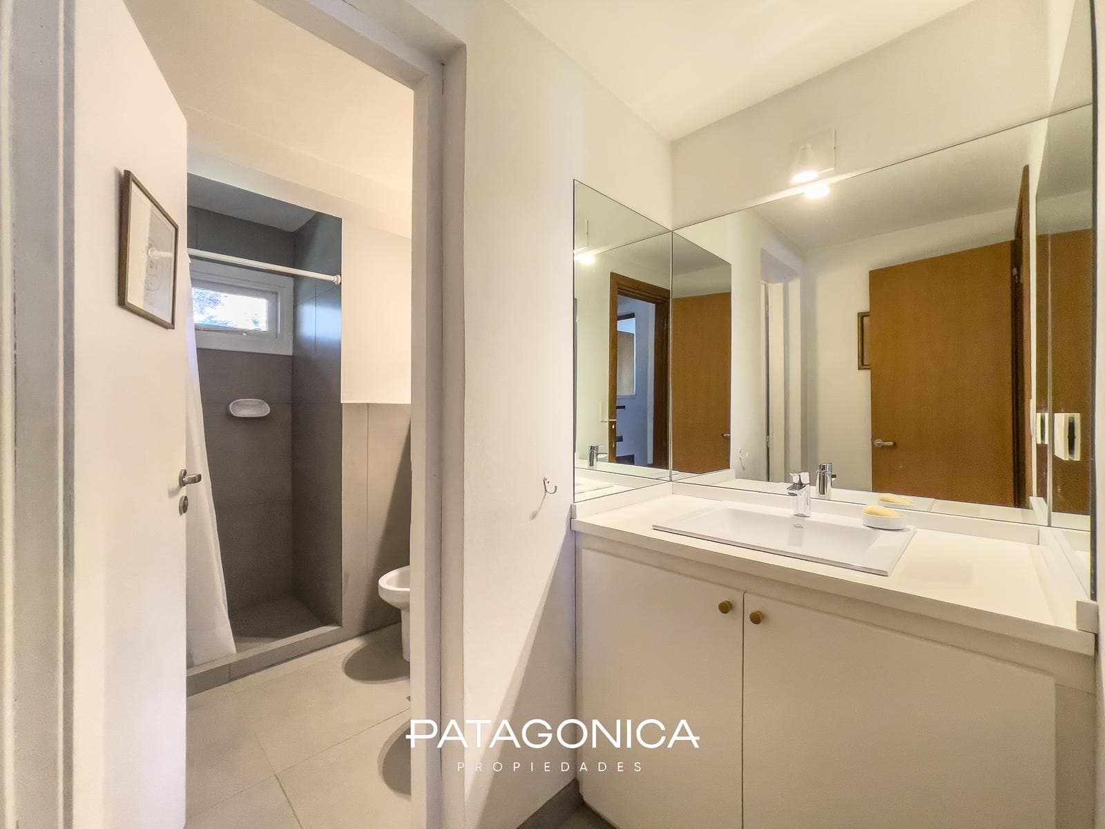 HOUSE FOR SALE: 124 m², 3 BEDROOMS, FULLY FURNISHED, DOWNTOWN, VILLA LA ANGOSTURA