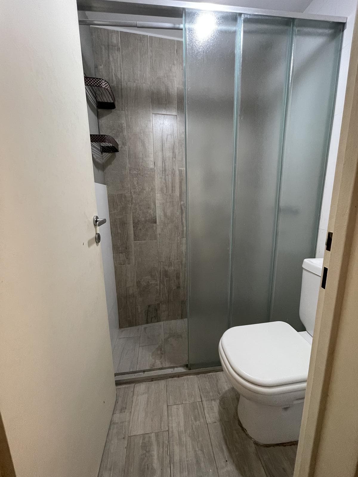 A stylishly renovated and highly versatile apartment in Almagro.