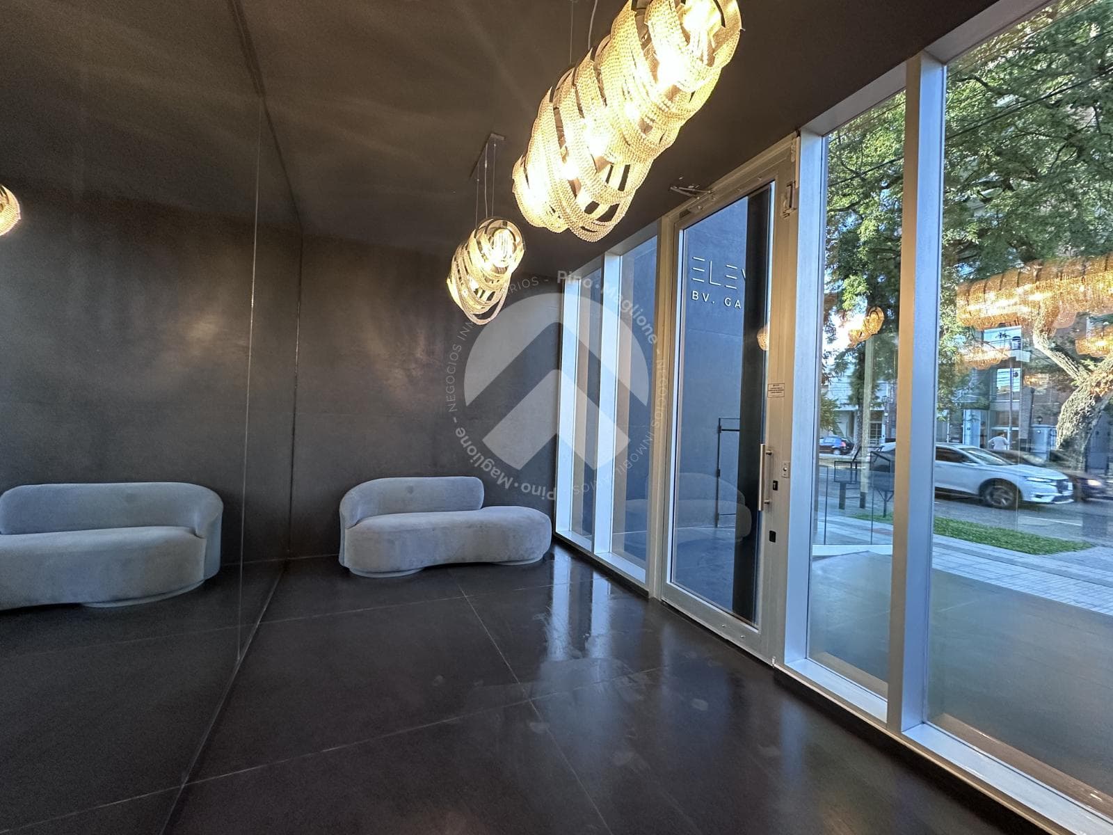 APARTMENT WITH GARAGE IN TORRE ELEVEN – 1426 Gálvez Blvd.