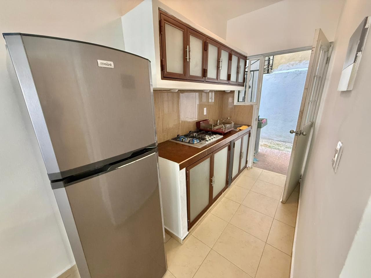 2-BEDROOM GROUND-FLOOR APARTMENT IN A PRIVATE SUBDIVISION