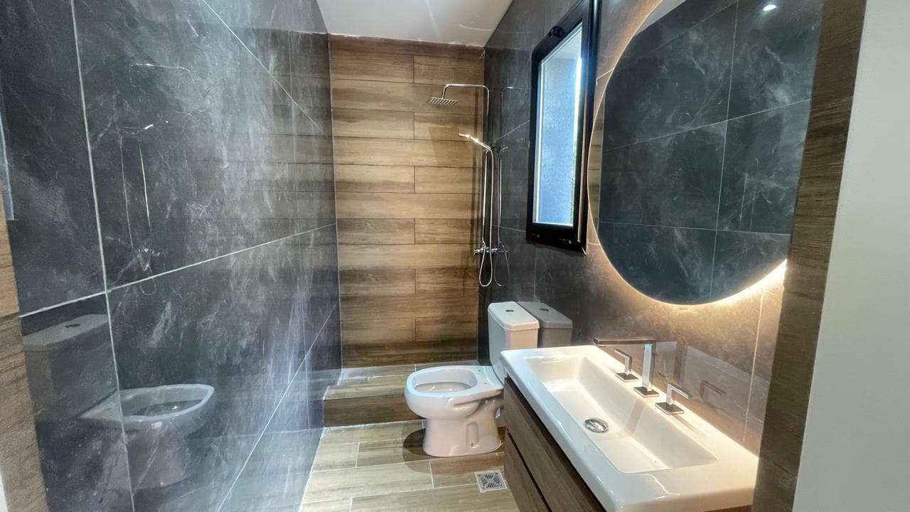 House for Sale in El Naudir