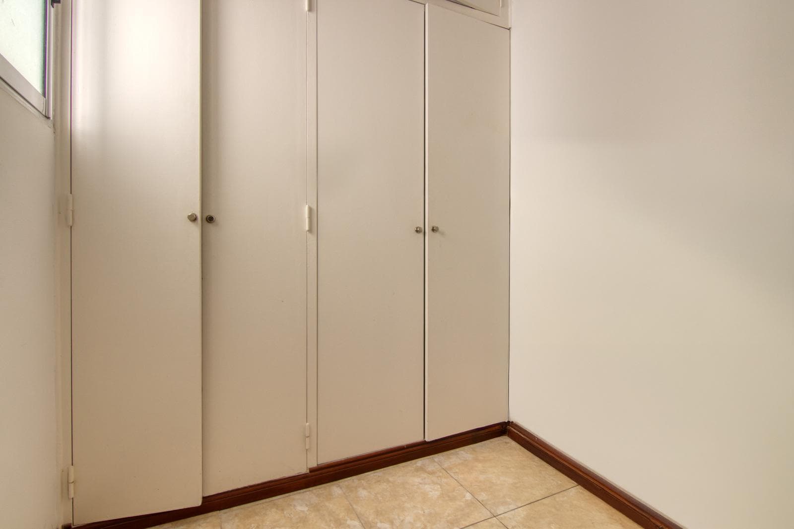 AMAZING OPPORTUNITY: 3-bedroom apartment with a maid's quarters