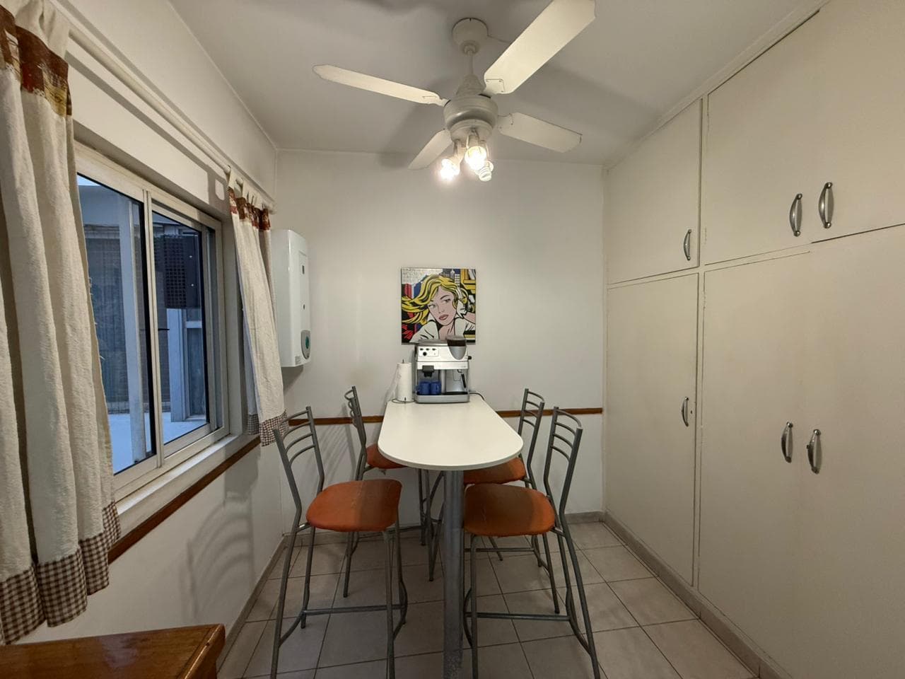 4-Bedroom Apartment for Sale with a Balcony in Villa Crespo