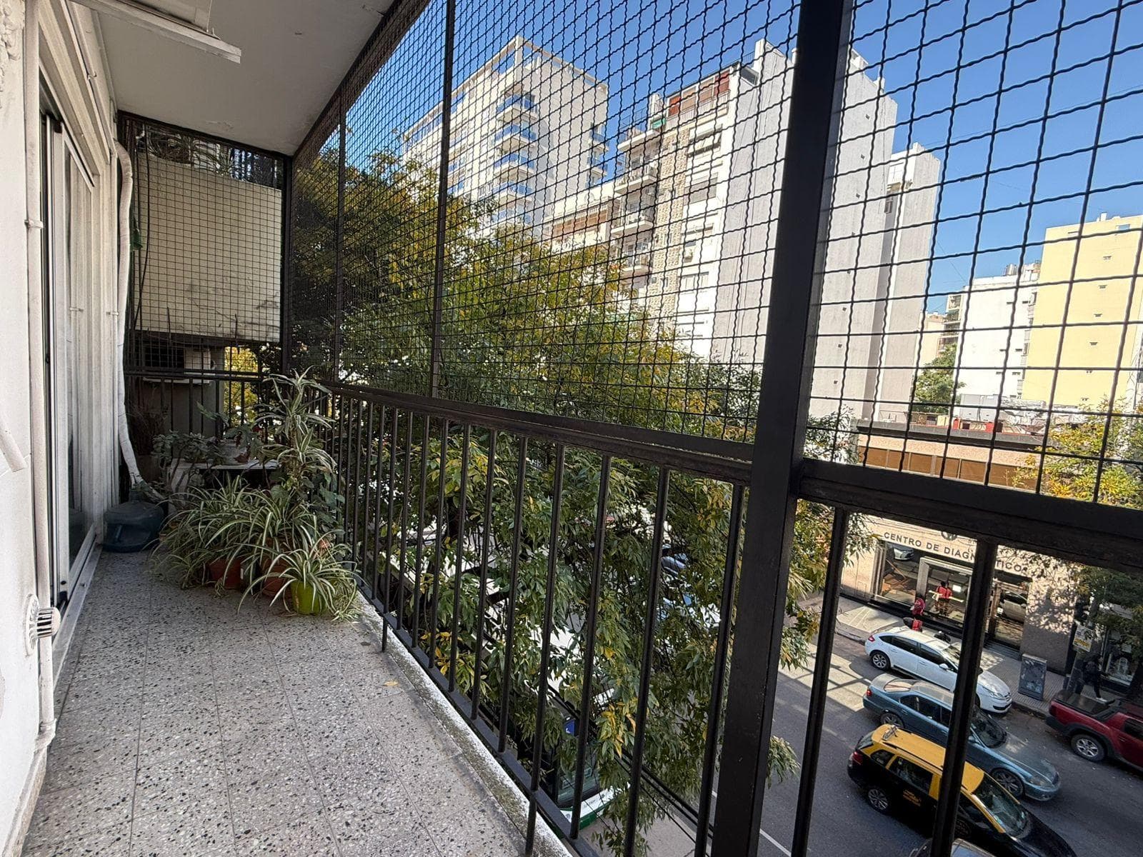 4-Bedroom Apartment for Sale with a Balcony in Villa Crespo