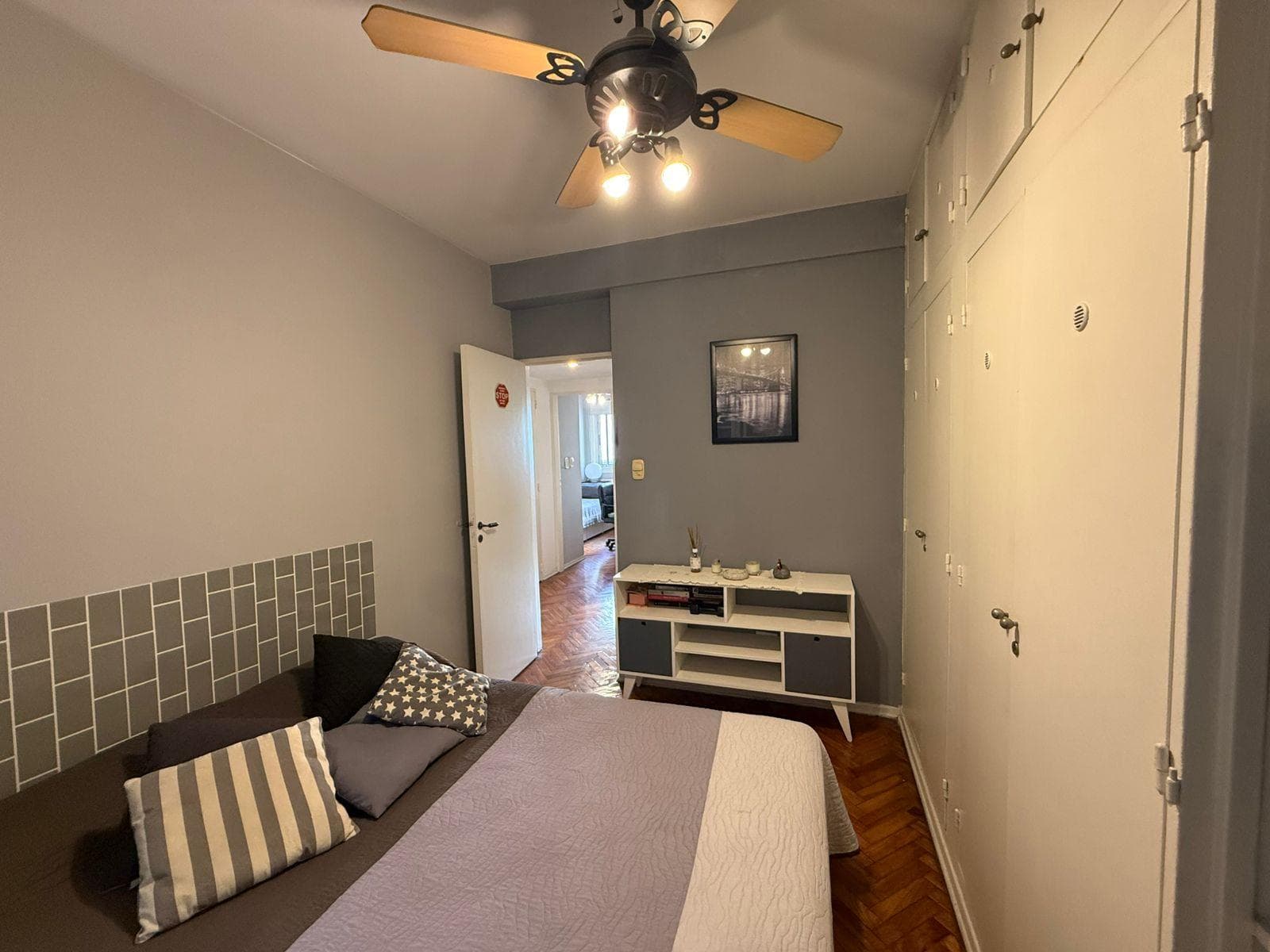 4-Bedroom Apartment for Sale with a Balcony in Villa Crespo