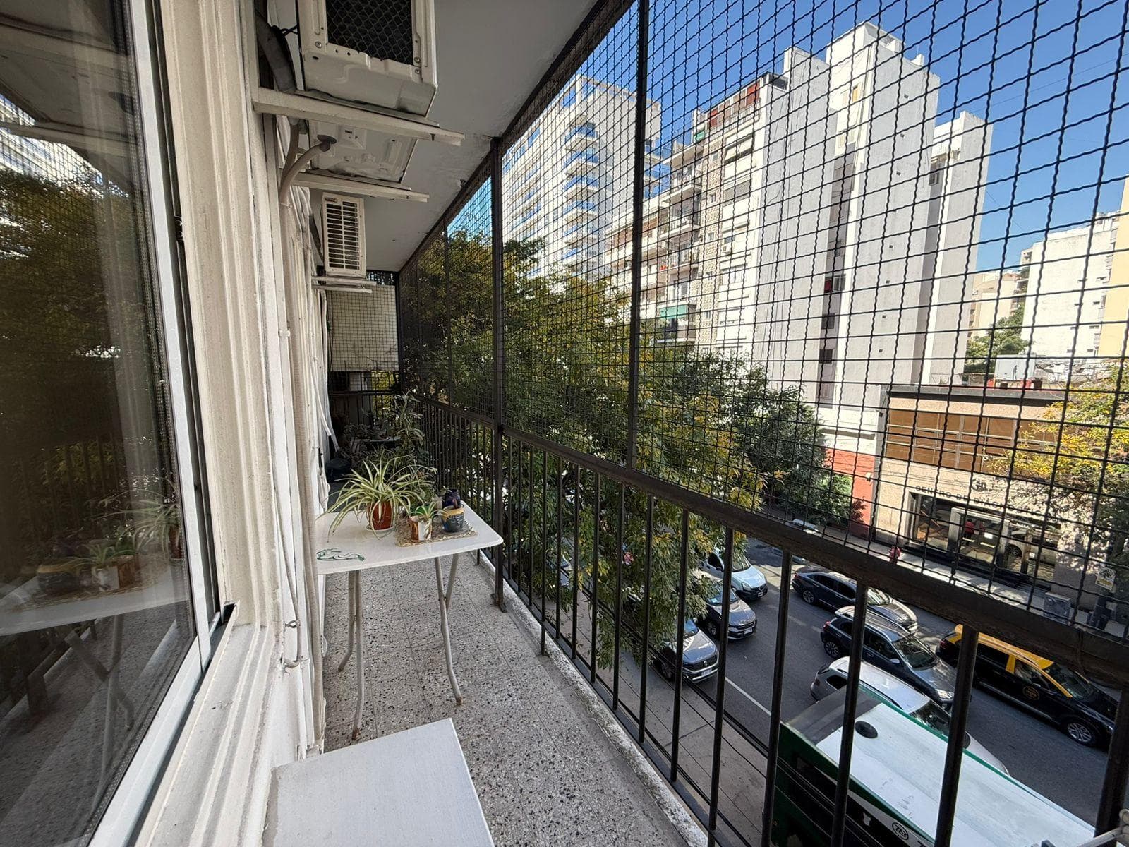 4-Bedroom Apartment for Sale with a Balcony in Villa Crespo