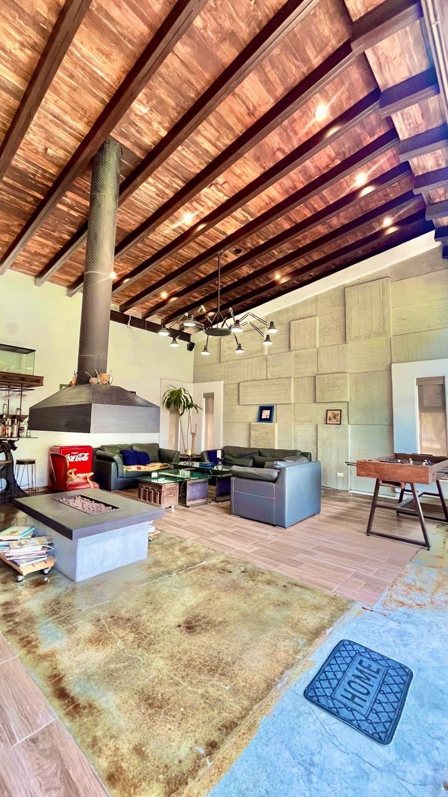 House - Lomas del Campestre Subdivision