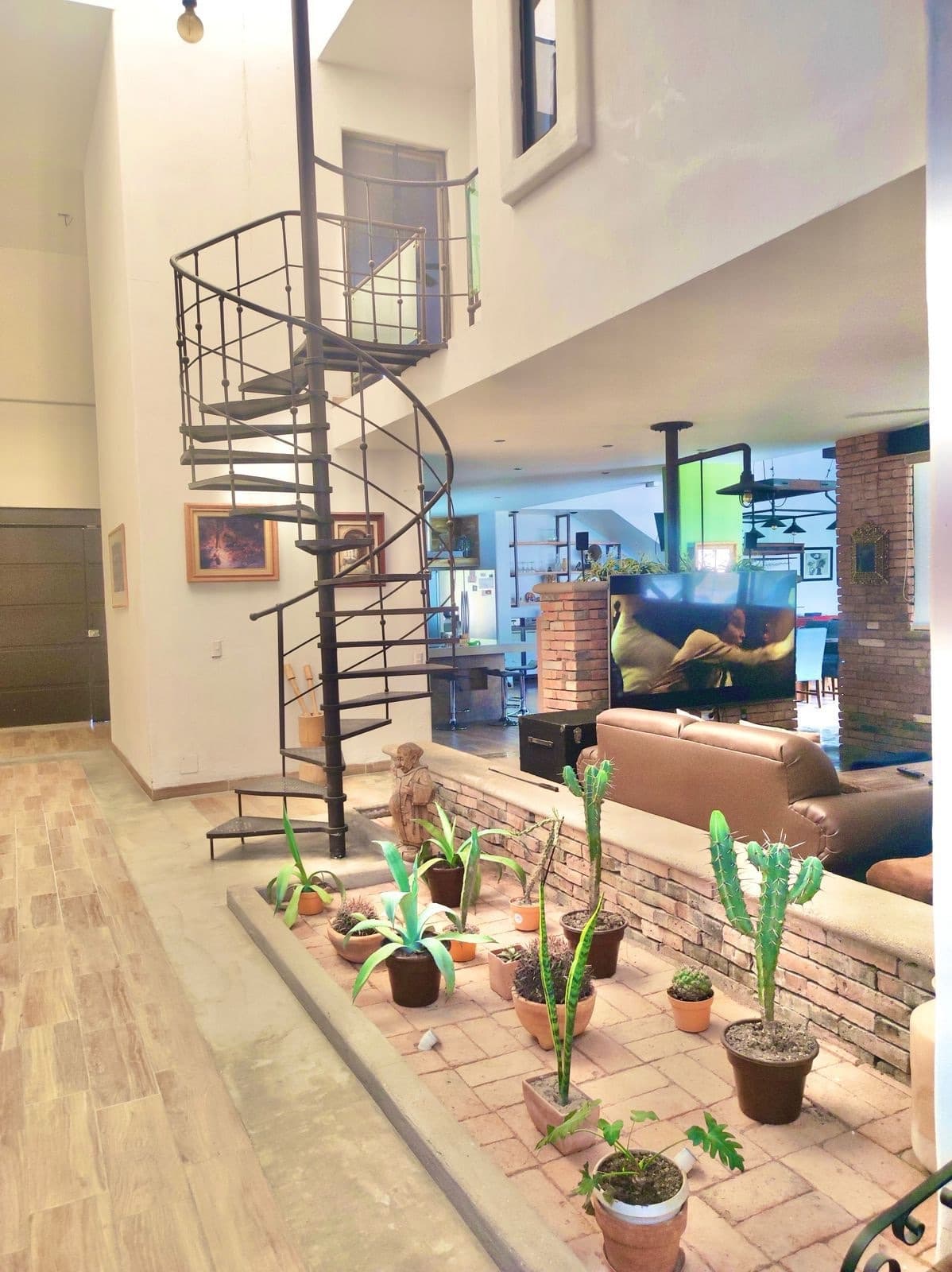 House - Lomas del Campestre Subdivision