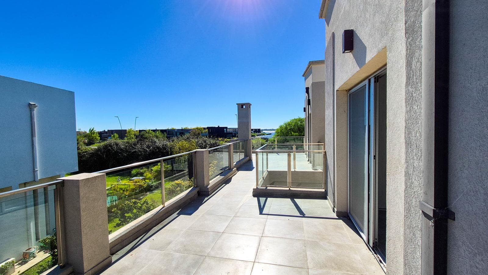 House with an elevator in Vistas Puertos del Lago