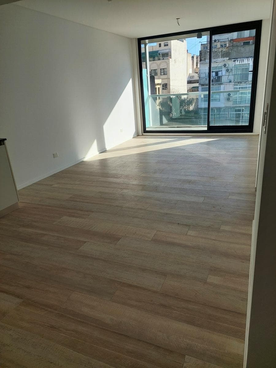 Offices for Rent in the Federal Capital, Buenos Aires - 2 Rooms