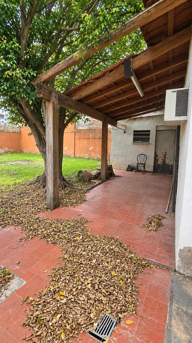 280-SQUARE-METER LOT SUITABLE FOR A DUPLEX OR TRIPLEX FOR SALE. OLIVOS