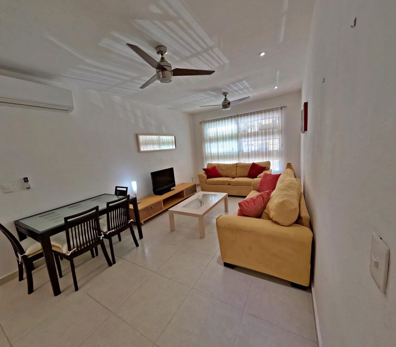 2-bedroom, 2-bathroom apartment in Downtown Playa del Carmen