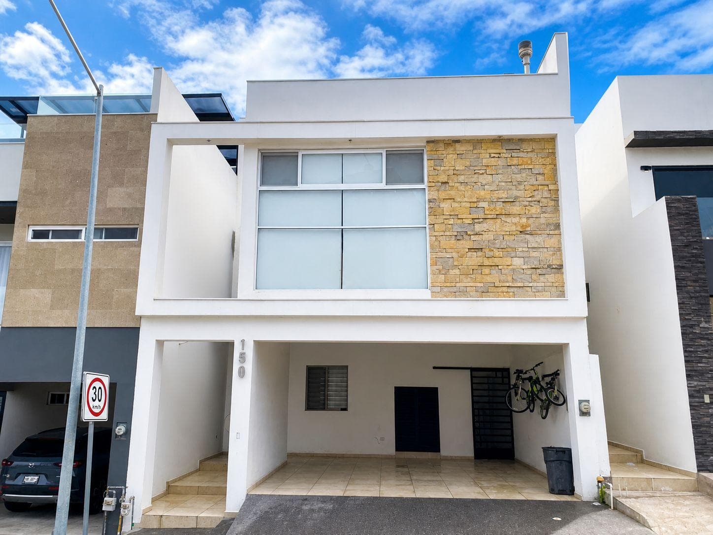 HOUSE FOR SALE IN CUMBRES ELITE PREMIER