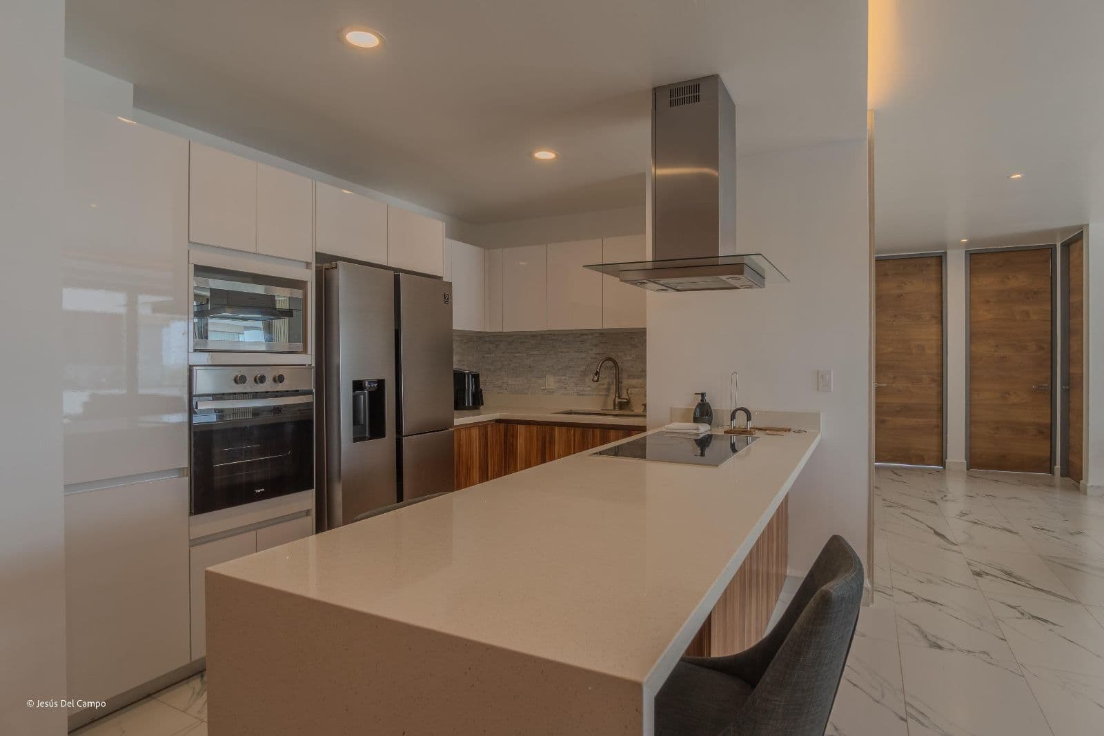 EXCLUSIVE FURNISHED APARTMENT FOR RENT AT SM11 ICONO TOWERS