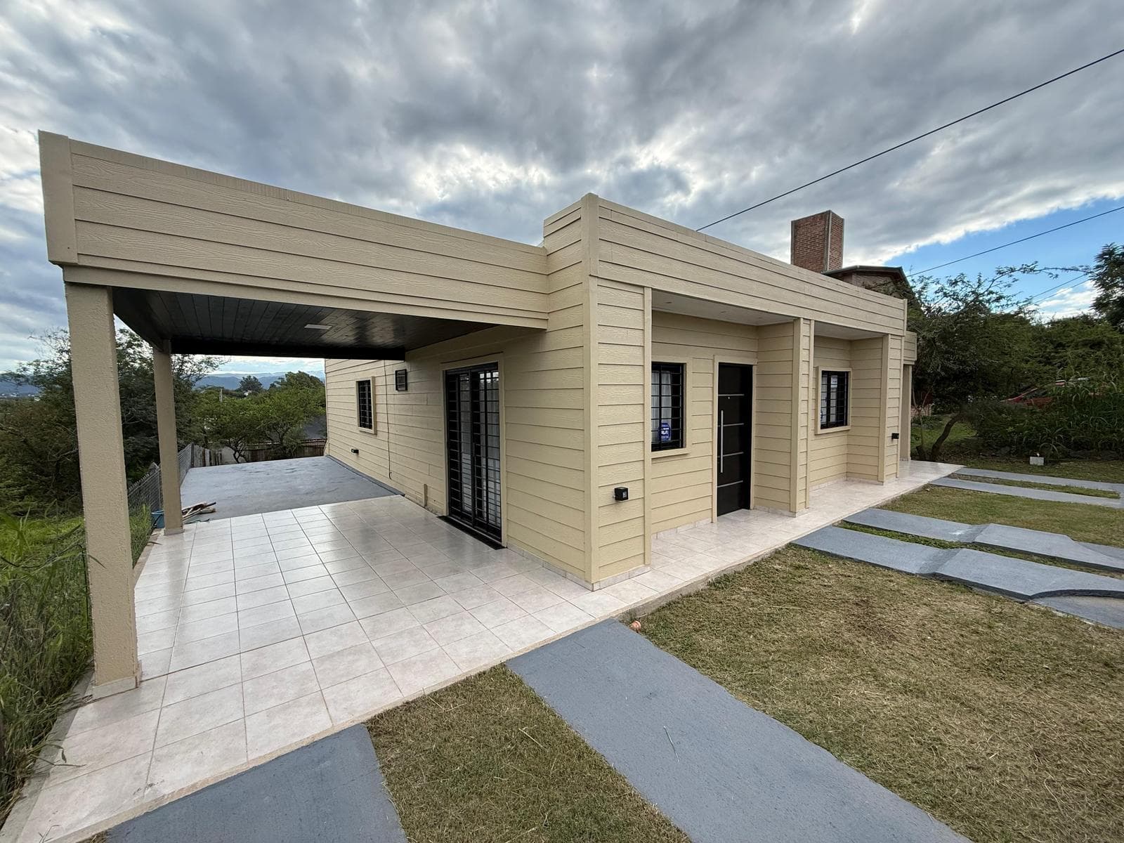 2-Bedroom House for Rent with Garage and Beautiful View - Talar de Mendiolaza
