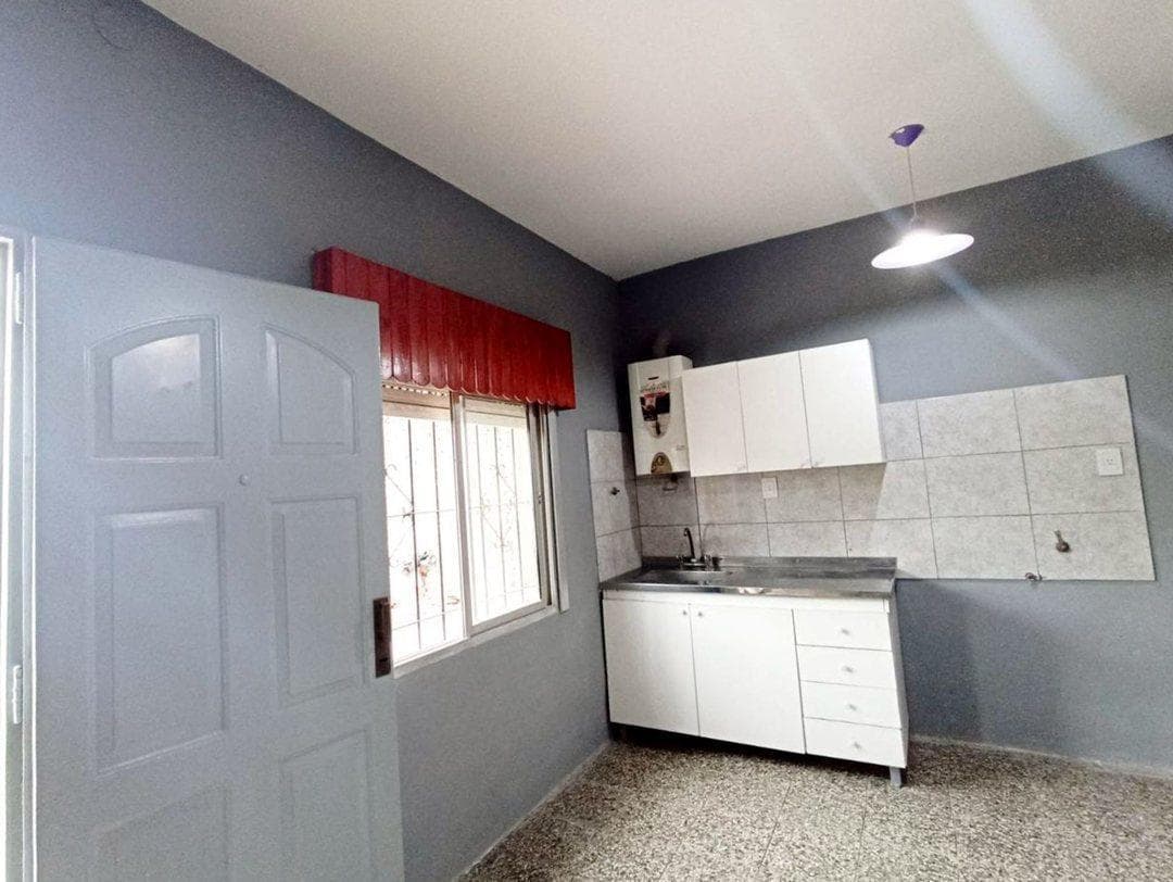 4-Room House for Sale with Commercial Space in Florencio Varela
